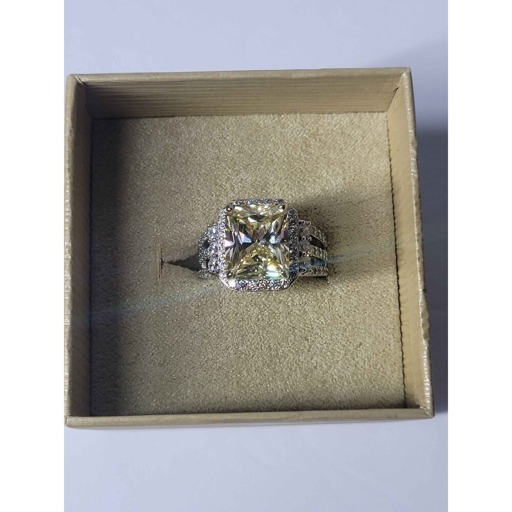 CHARLES WINSTON FOR BELLA LUCE 925 STERLING SILVER CANARY YELLOW HALO RING- SZ 7